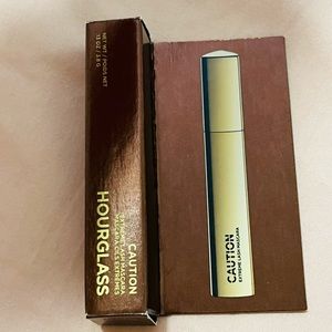 NEW Hourglass Caution Extreme Lash Mascara - 3.8g
